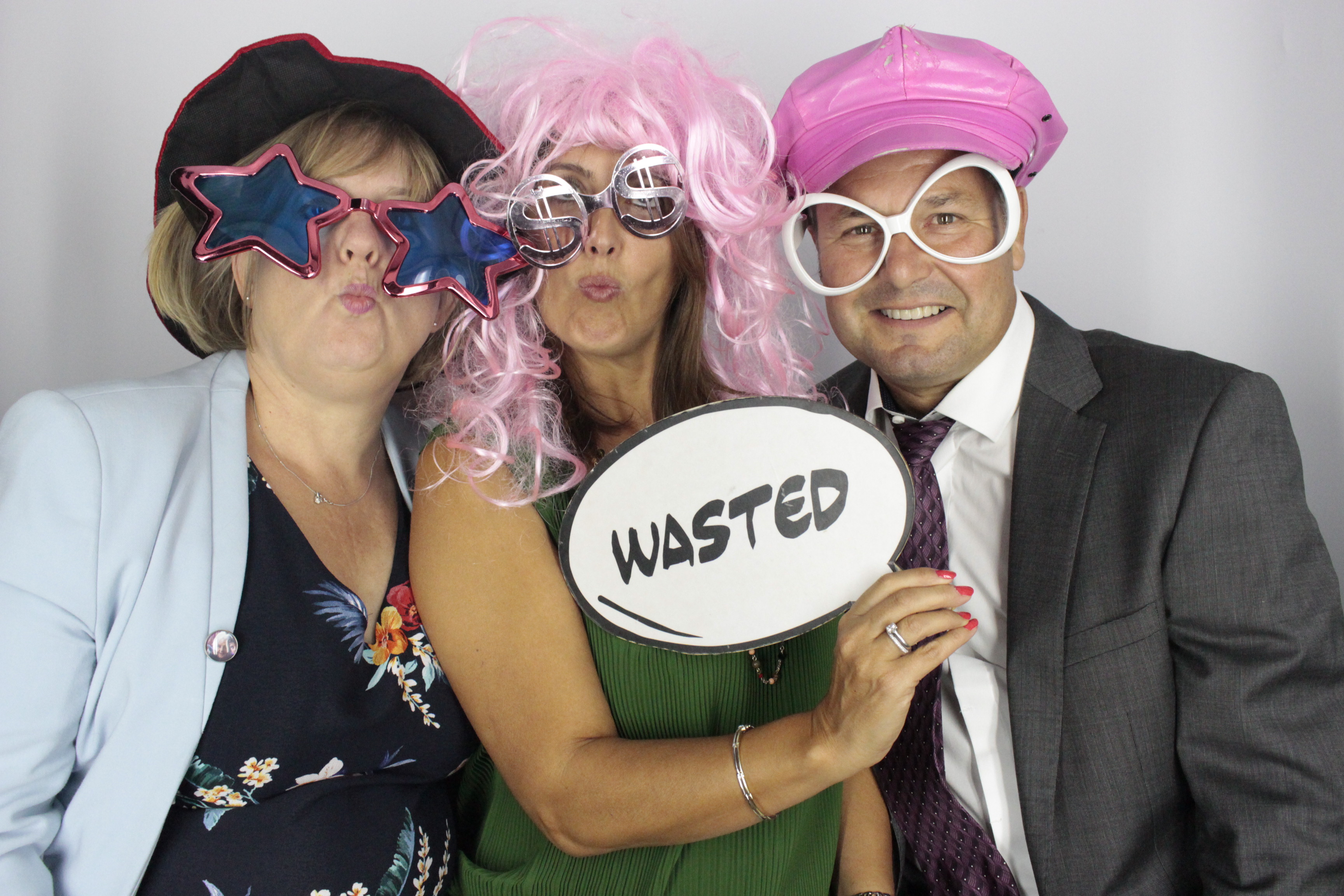  Heather & Daniel's Wedding | View more photos from the event at gallery.myphotoboothexperience.co.uk/u/MyPhotoBoothExperienceLtd/Heather-Daniels-Wedding